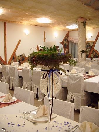 WEDDING CONCEPT STORE by Agnieszka Wachnik...