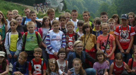 O Szkole Podstawowej w Feliksowie można było...