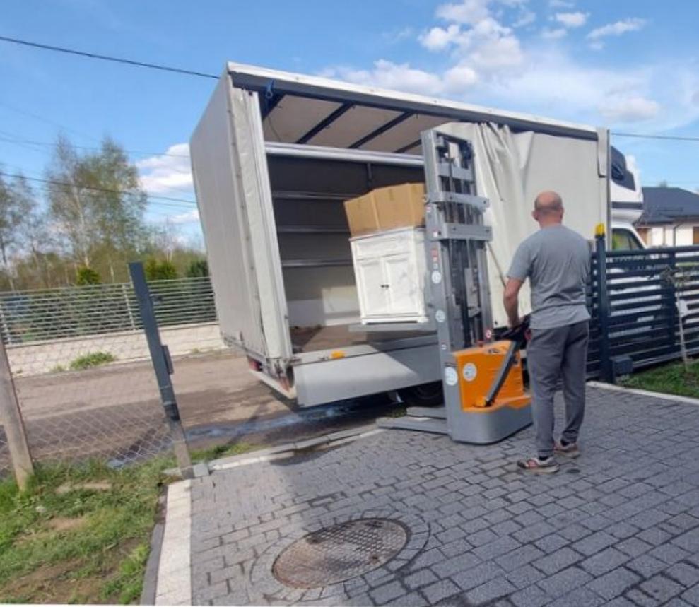 Przeprowadzki Warszawa - Sochaczew z Manatki24!...