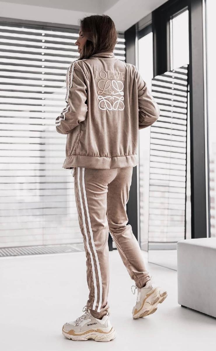IRIKA Fashion Store to sklep odzieżowy...