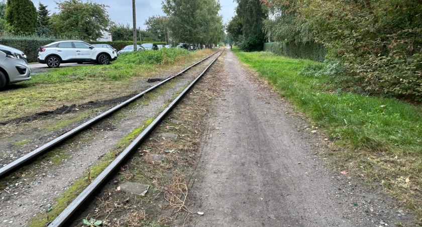 Zdjęcie torów kolei wąskotorowej w Sochaczewie 
