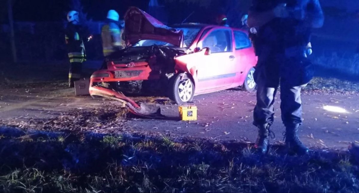 Zdjęcie samochodu Hyundai uczestniczącego w wypadku w Nowym Białyninie