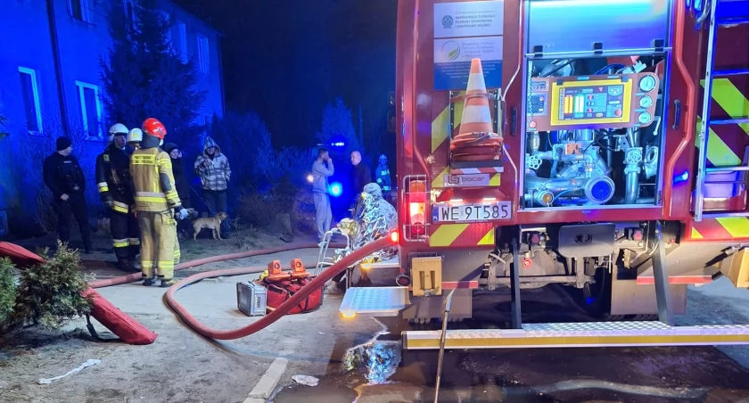 Zdjęcie wozów strażackich przy Korczaka. Fot. OSP KSRG Wólka Smolana