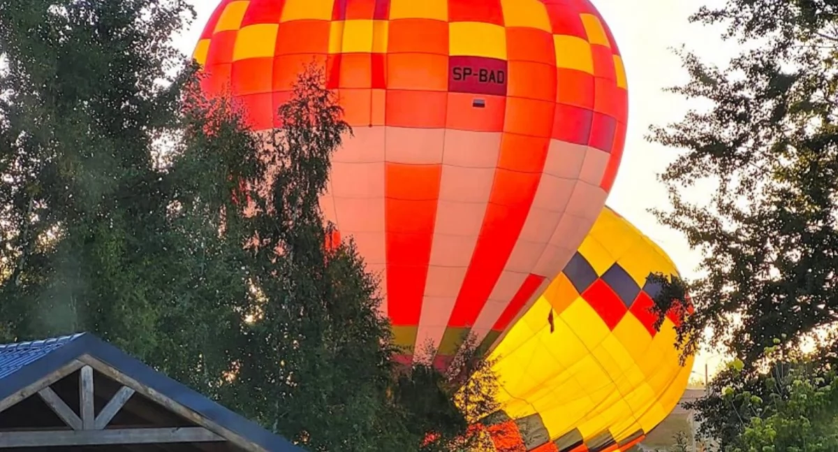 Atrakcje - Ciekawostki - Rekreacja, Szósta Fiesta Balonowa Skierniewicach kolorowe balony powracają wrześniowe niebo - zdjęcie, fotografia