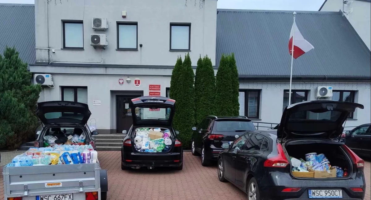 Interwencje i pomoc , Młodzieszyn powodzian przekazane - zdjęcie, fotografia