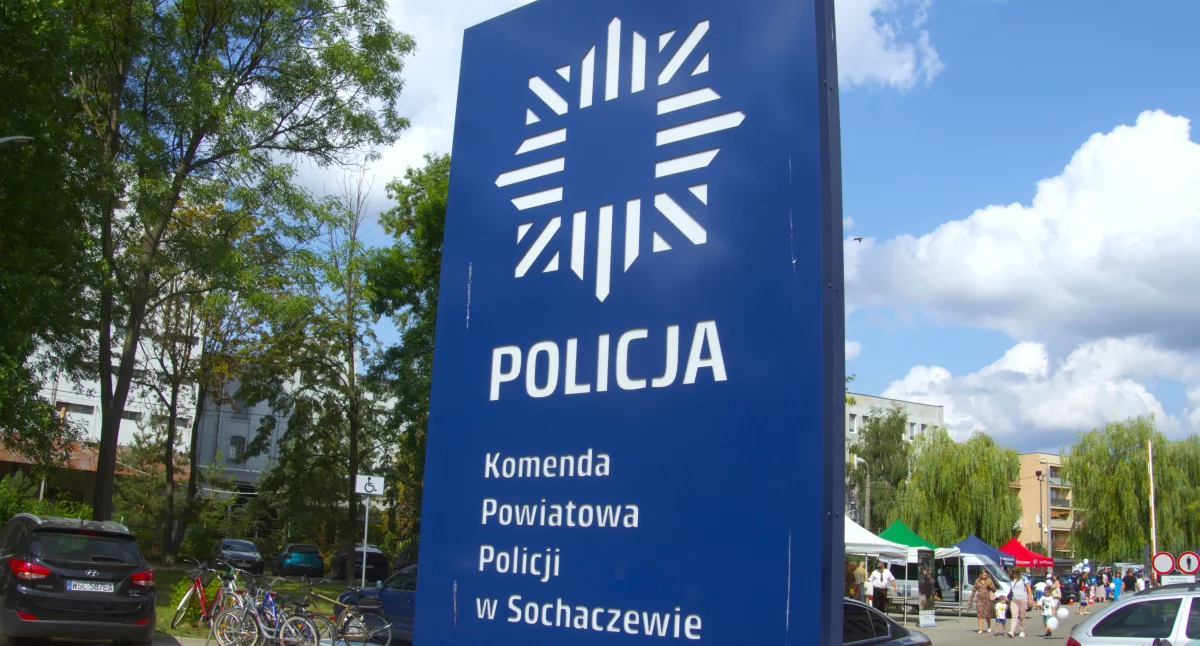 Komunikaty policji, Sochaczewska Policja próbny sprawności fizycznej kandydatów Policji - zdjęcie, fotografia