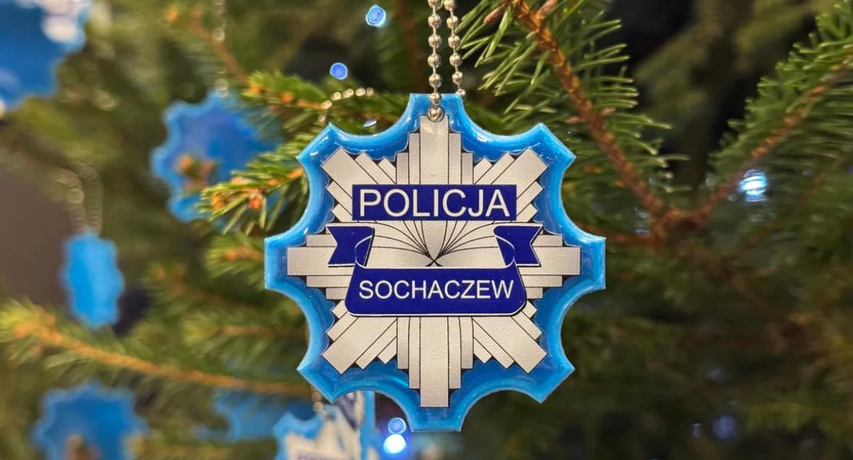 Komunikaty policji, Wyjątkowa akcja sochaczewskiej Policji odblask bombkę - zdjęcie, fotografia