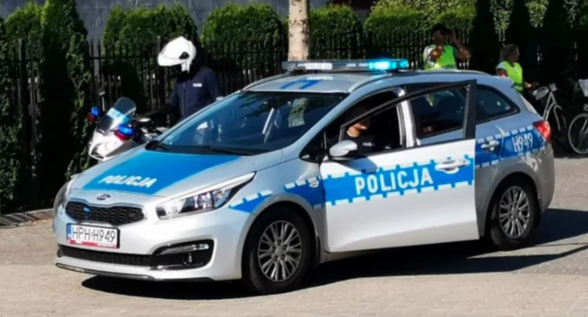 Kronika kryminalna, Przyjechał pijany stację paliw alkohol - zdjęcie, fotografia