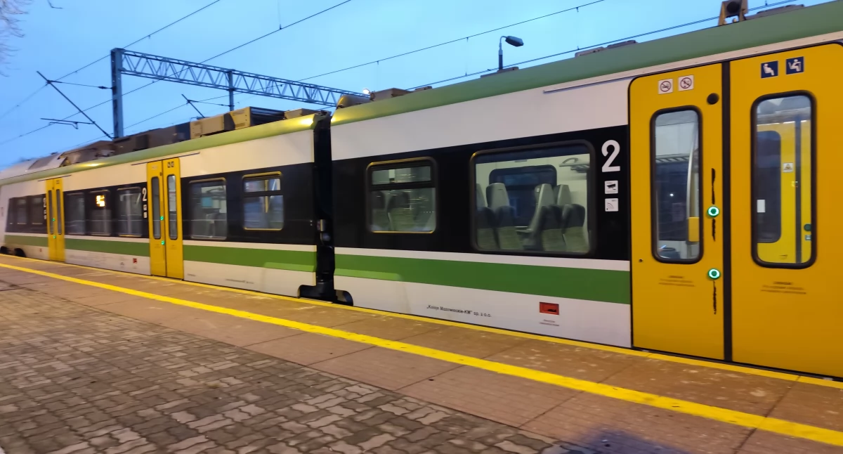 Inwestycje , serwisowa Kolei Mazowieckich Sochaczewie wybrano wykonawcę - zdjęcie, fotografia