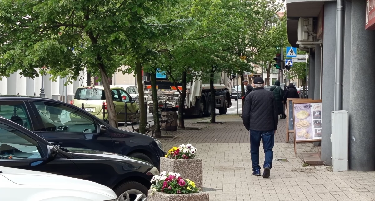 Sprawy urzędowe, Miejski monitoring Sochaczewie zarejestrowały kamery - zdjęcie, fotografia