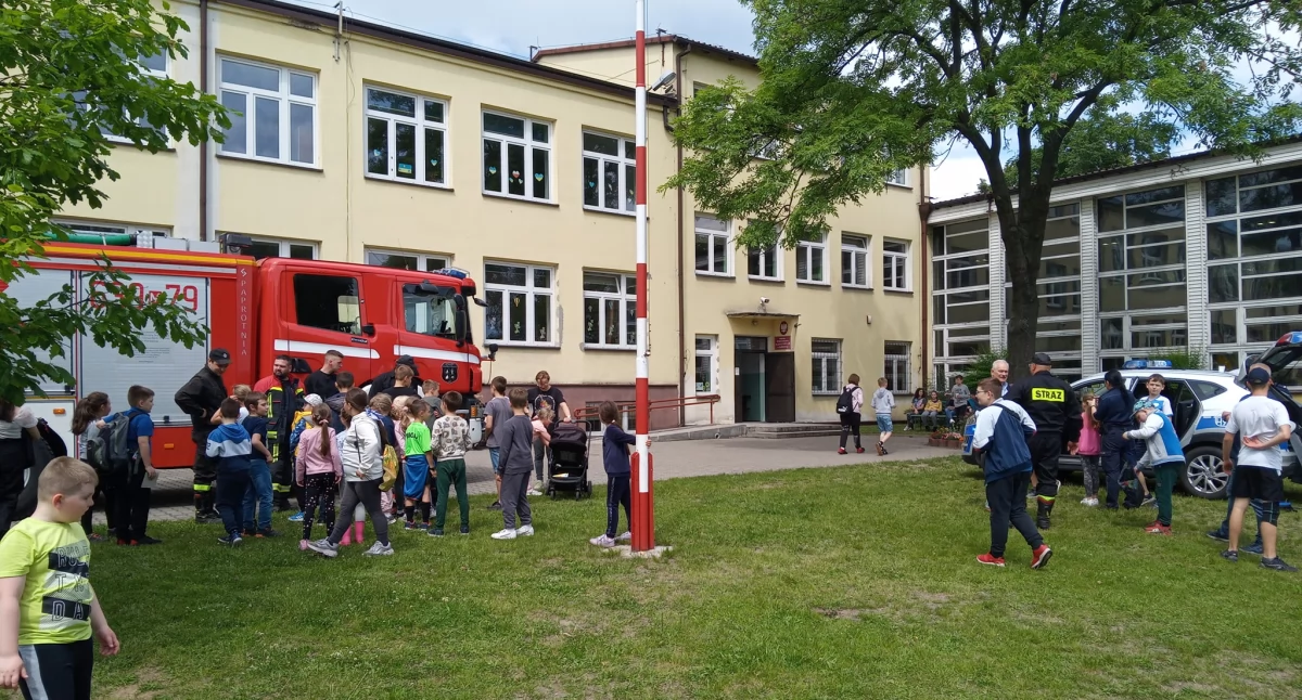 Fot. fb Rada Rodziców przy SP im.Jana Pawła II w Paprotni