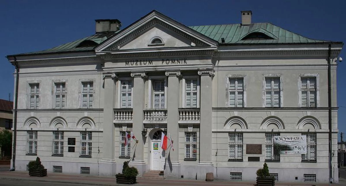 Święta i obchody, Uroczystość nadania sztandaru Koła ZŻWP Sochaczewie - zdjęcie, fotografia