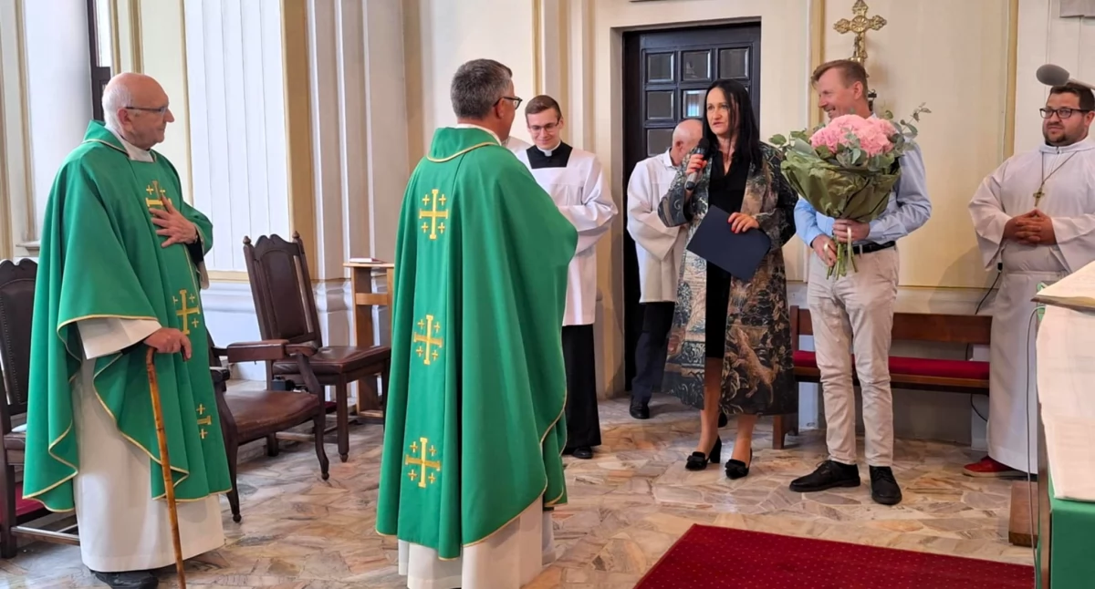 Kościół i religia, proboszcz parafii Młodzieszynie Uroczyste przywitanie Roberta Sierpniaka - zdjęcie, fotografia