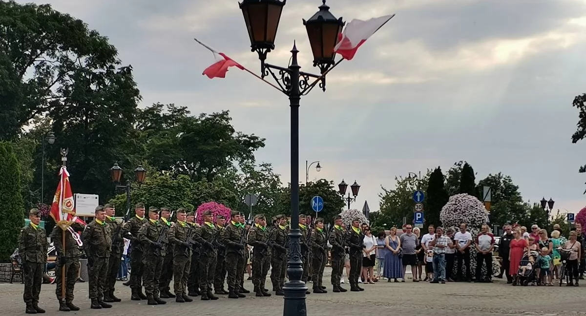 Imprezy cykliczne , Rocznica wybuchu Powstania Warszawskiego Sochaczew cześć bohaterom - zdjęcie, fotografia