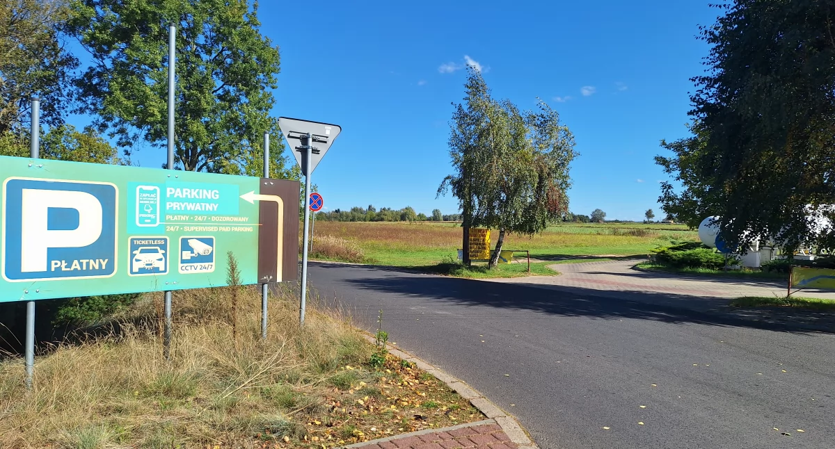 Interwencje i pomoc , Konflikt Żelazowej chcą marketu Urodzenia Fryderyka Chopina - zdjęcie, fotografia