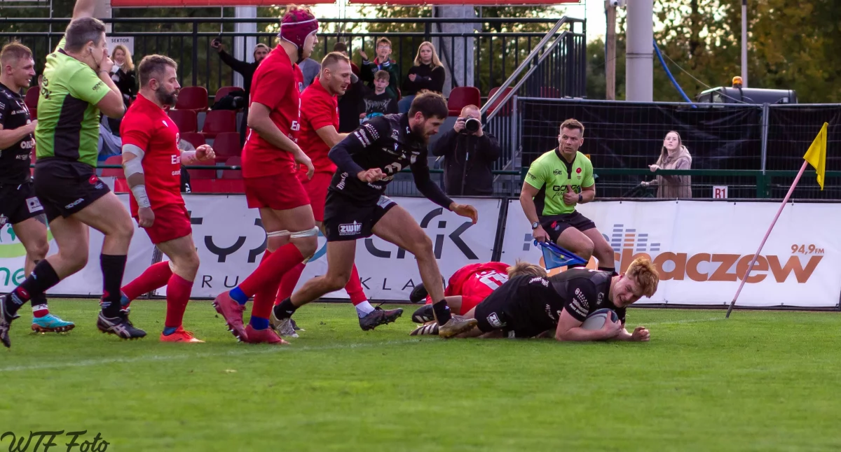 Rugby, Orkan minimalnie przegrywa Ogniwem - zdjęcie, fotografia