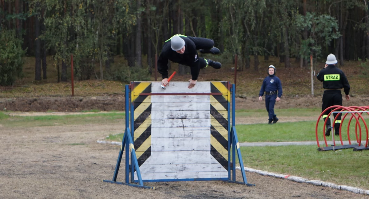 Pożary straż pożarna, Powiatowe Zawody Sportowo Pożarnicze Kamionie strażacka rywalizacja najwyższym poziomie [FOTO] - zdjęcie, fotografia