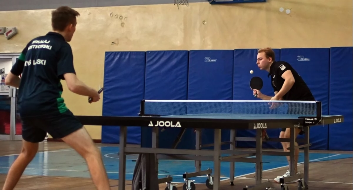Tenis stołowy, zwycięstwa tenisistów stołowych Sochaczew własnej - zdjęcie, fotografia