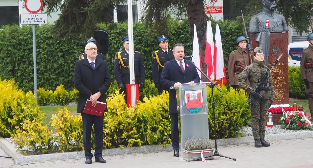 Święta i obchody, Sochaczewskie obchody Święta Niepodległości zapraszamy mieszkańców udziału - zdjęcie, fotografia