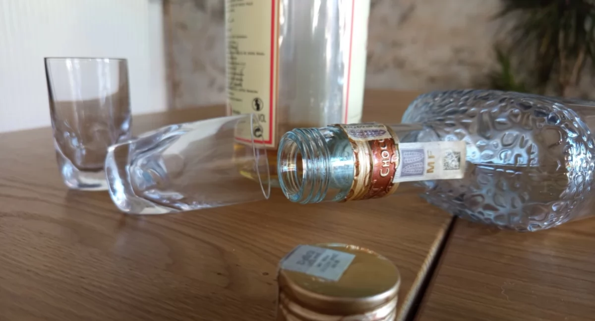 Interwencje i pomoc , Reaguj ktoś cierpi rusza kampania „Alkohol przemoc domowa” - zdjęcie, fotografia