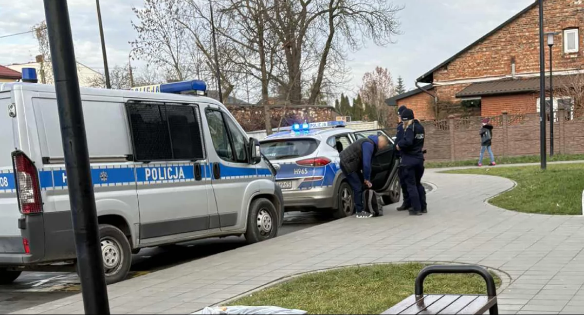 Kronika kryminalna, Szybka akcja policji sochaczewskim dworcu - zdjęcie, fotografia