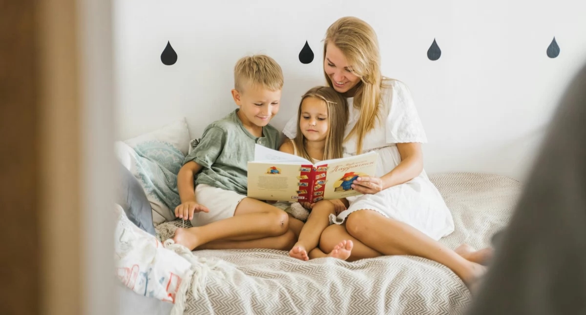 Edukacja - Szkoły, Cała Polska czyta dzieciom dlaczego warto czytać maluchowi minut dziennie - zdjęcie, fotografia