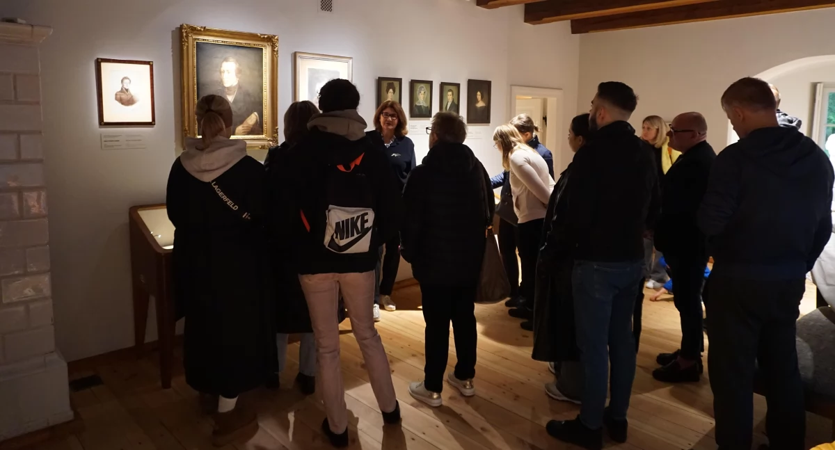 Atrakcje - Ciekawostki - Rekreacja, Oprowadzanie przewodnickie recitalem nowość Żelazowej - zdjęcie, fotografia