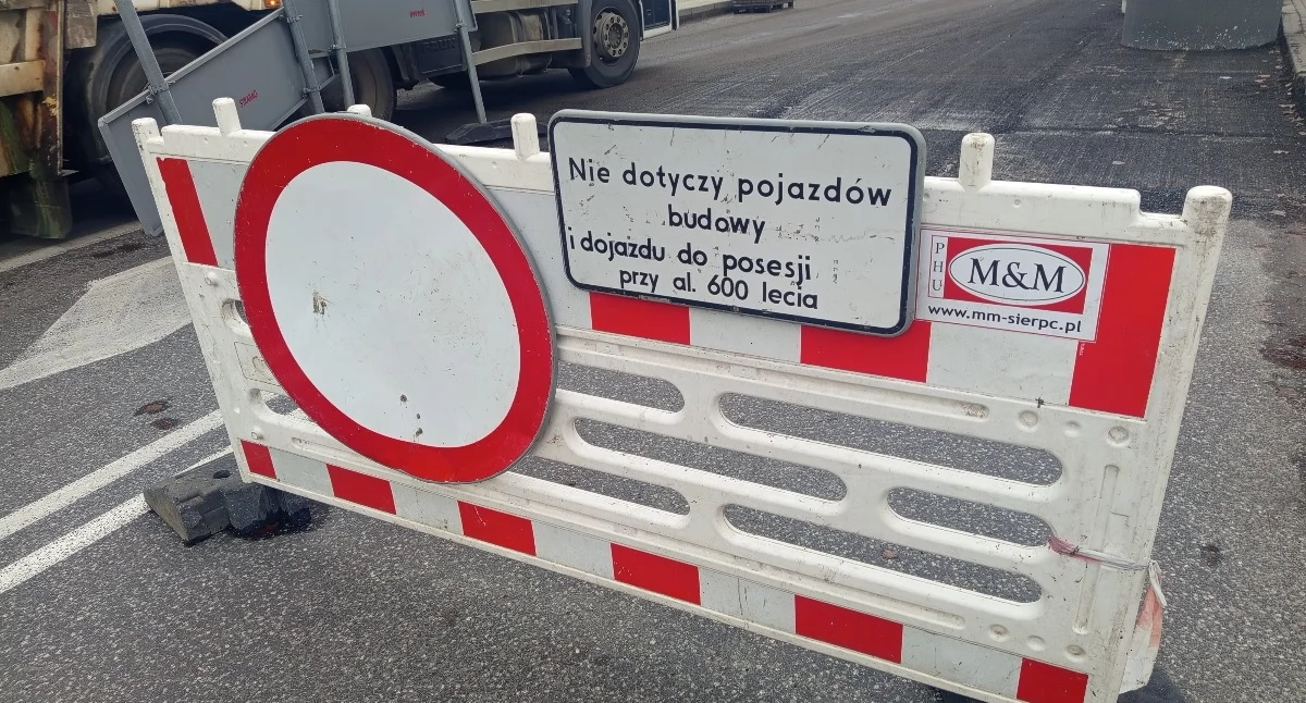 Inwestycje , Ważna informacja kierowców dojeżdżających osiedla Trojanowie - zdjęcie, fotografia