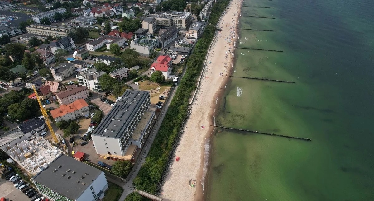 Promocje gospodarcze, apartament inwestycyjny morzem może zarabiać przez cały - zdjęcie, fotografia