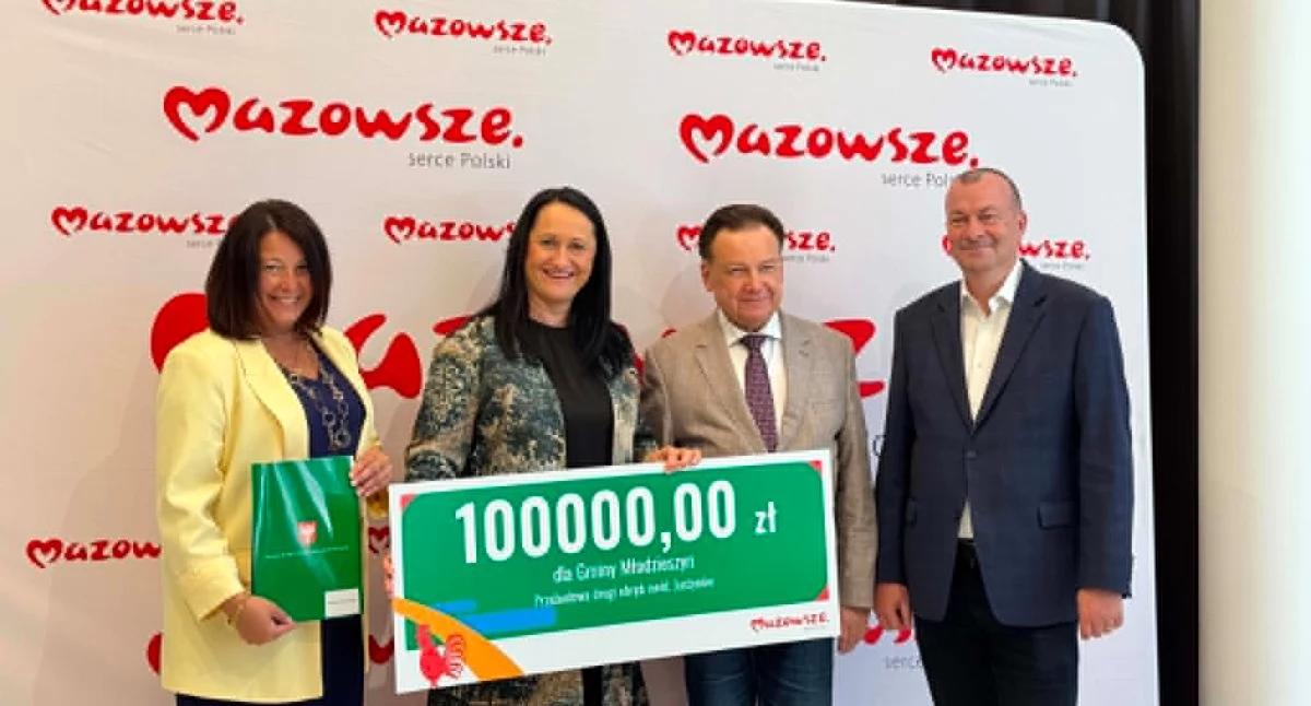 Sprawy urzędowe, Podpisana umowa dotacji budżetu Województwa Mazowieckiego przebudowę drogi Justynów - zdjęcie, fotografia