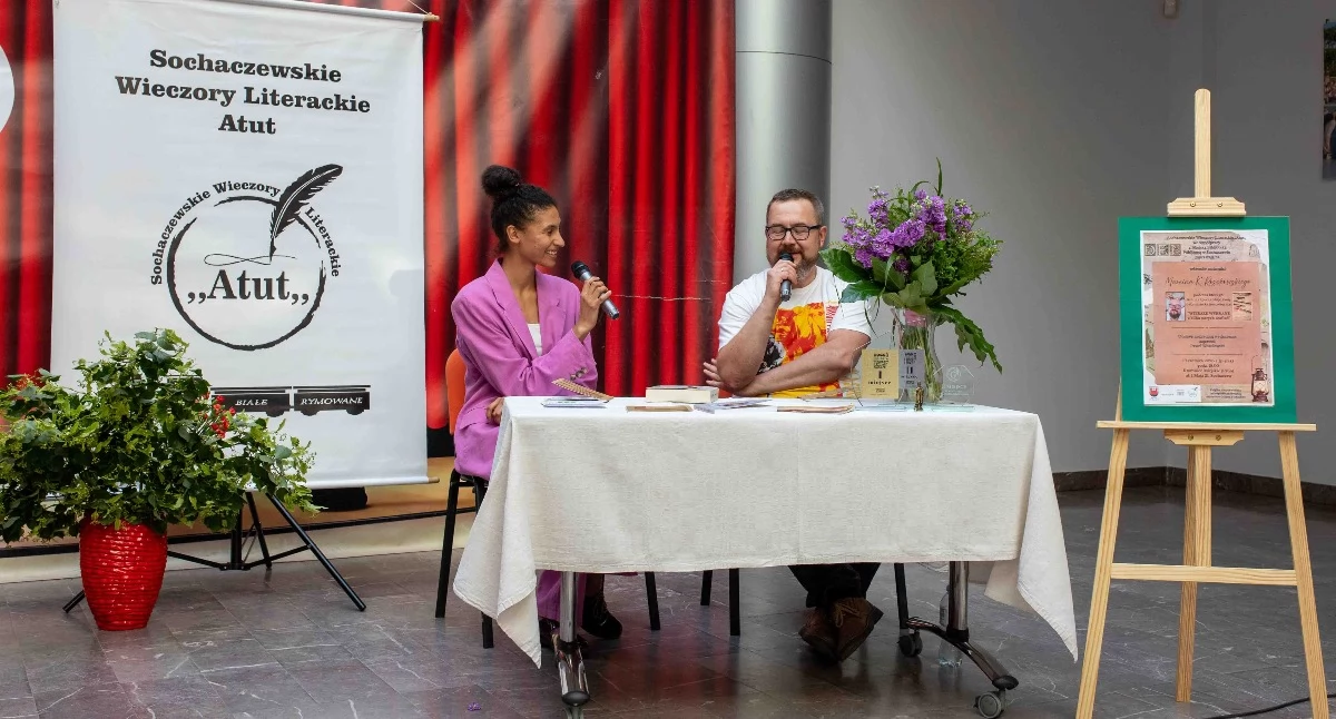 Publikacje - Wydania, Marcin Roszkowski zaprezentował debiutancki tomik poezji - zdjęcie, fotografia