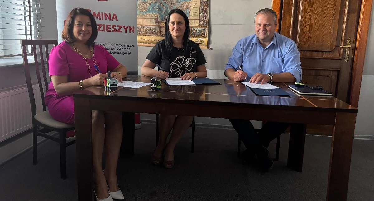 Sprawy urzędowe, dofinansowania dokumentację obiektów ochrony ludności Gminie Młodzieszyn - zdjęcie, fotografia