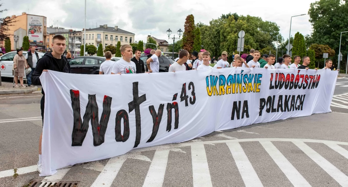 Święta i obchody, Sochaczew upamiętnia ofiary zbrodni ukraińskich nacjonalistów - zdjęcie, fotografia