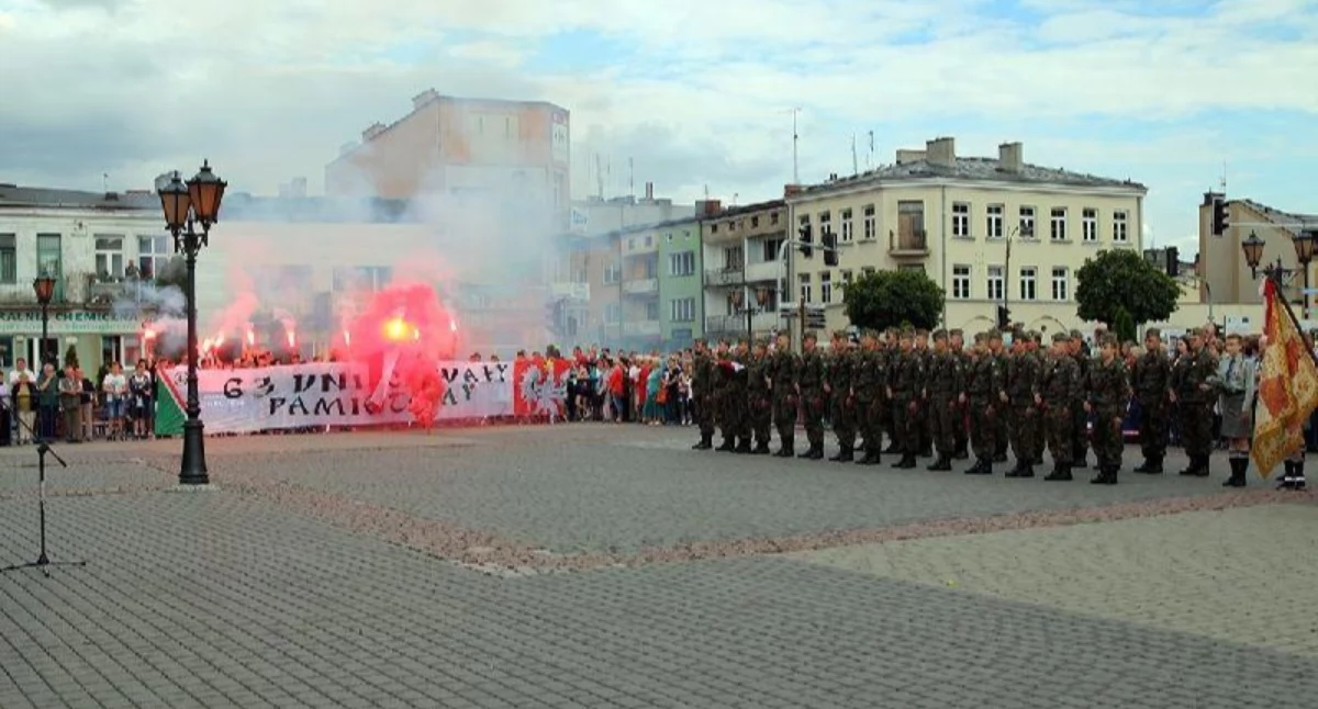 Święta i obchody, rocznica wybuchu Powstania Warszawskiego zapraszamy uroczystości - zdjęcie, fotografia