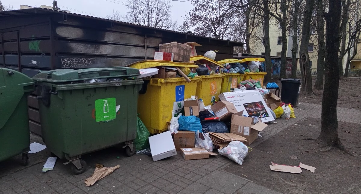 Sprawy urzędowe, stawki opłat śmieci gminie Teresin - zdjęcie, fotografia