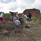 Początek badań archeologicznych, wykop nr 24