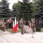 Tablica poświęcona Marszałkowi Piłsudskiemu odsłonięta 20 sierpnia 2006 roku.