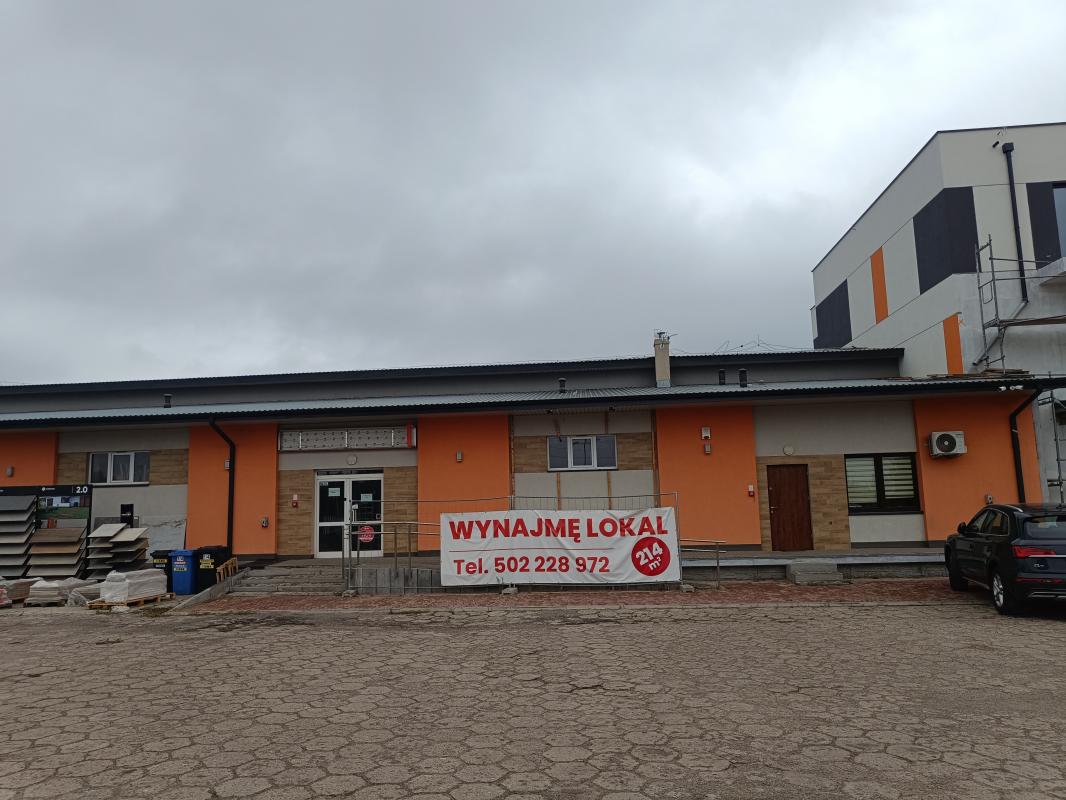 Wynajmę lokal 214 m2 w Sochaczewie ul Kopernika...