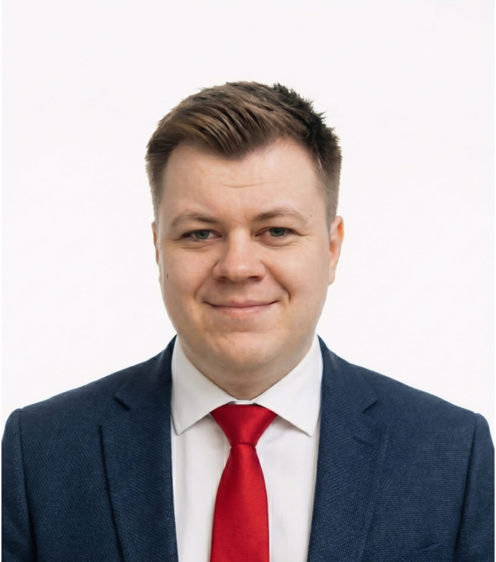 Nazywam się Damian Wójcicki i jestem tłumaczem...