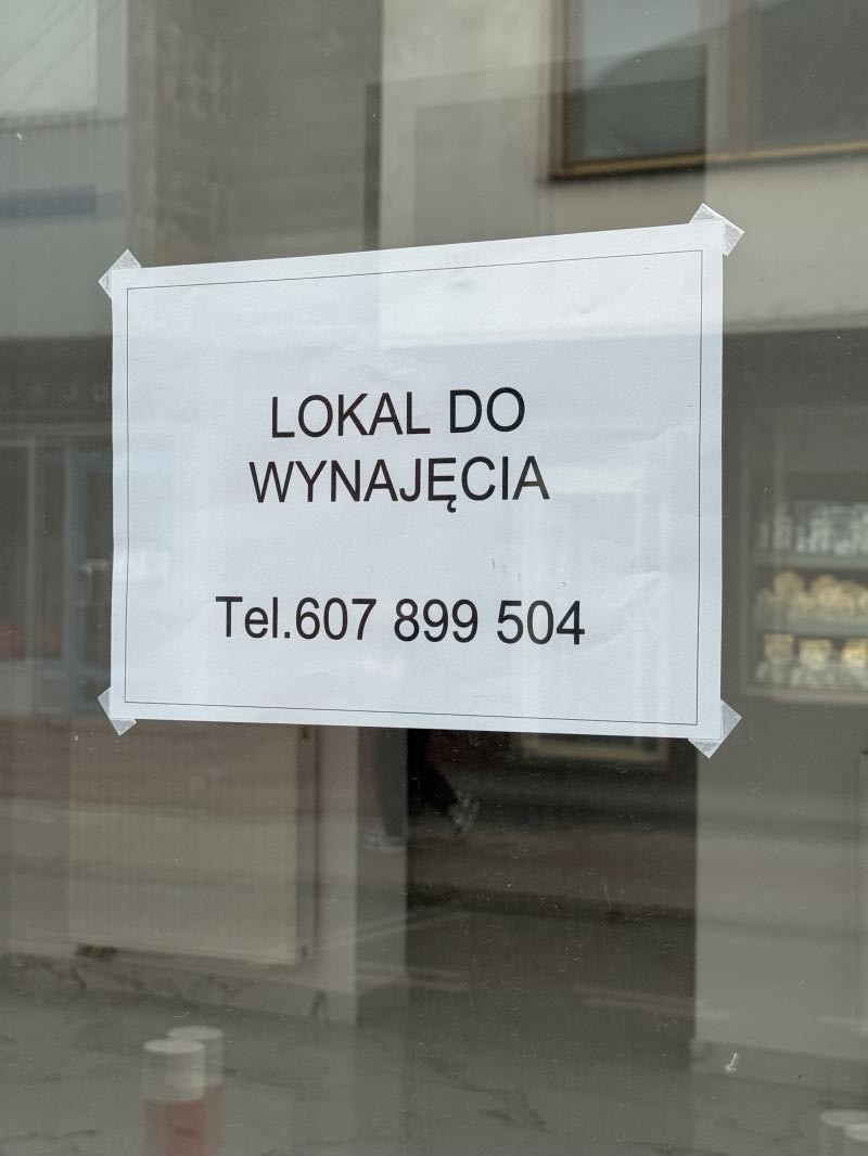 Wynajmę lokal handlowo-usługowy w centrum...