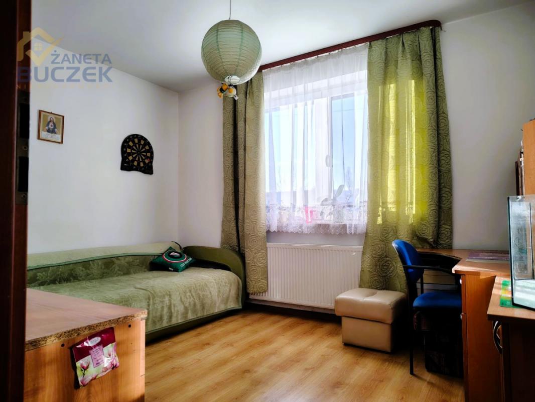 Sprzedam przestronny, parterowy dom o pow....