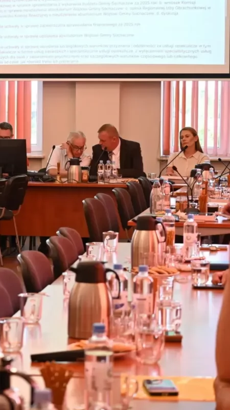 Jak radni studnie w gminie Sochaczew budowali 