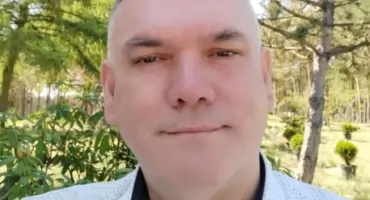 „Cisza, która nie przemija, czyli nic, co mogło być ważne.”