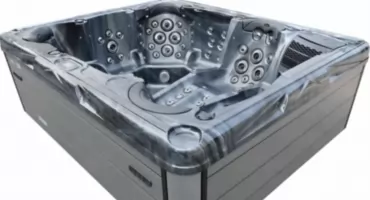 7-osobowe jacuzzi: przestronne SPA do ogrodu dla całej rodziny