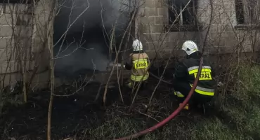 Trzy pożary i wypadek - weekend sochaczewskich strażaków