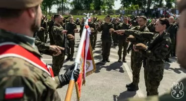 Ochotnik – brzmi dumnie! Przysięga żołnierzy 6MBOT w Kowali