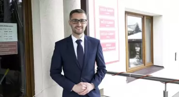 Wójt Gminy Rybno Damian Jaworski z życzeniami  z okazji Dnia Dziecka 