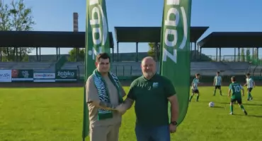 Sponsor Główny zostaje z Bzurą Chodaków. Żabka podwaja wsparcie dla klubu i Akademii!