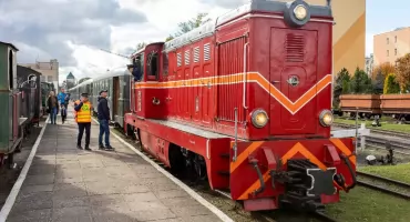 Pociąg Retro podkręca tempo na wakacje - trzy kursy w tygodniu i powrót pociągu motorowego