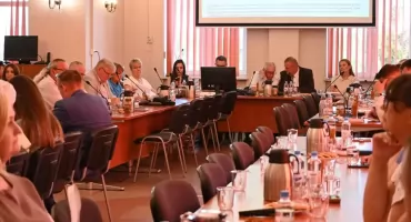 Jak radni studnie w gminie Sochaczew budowali 